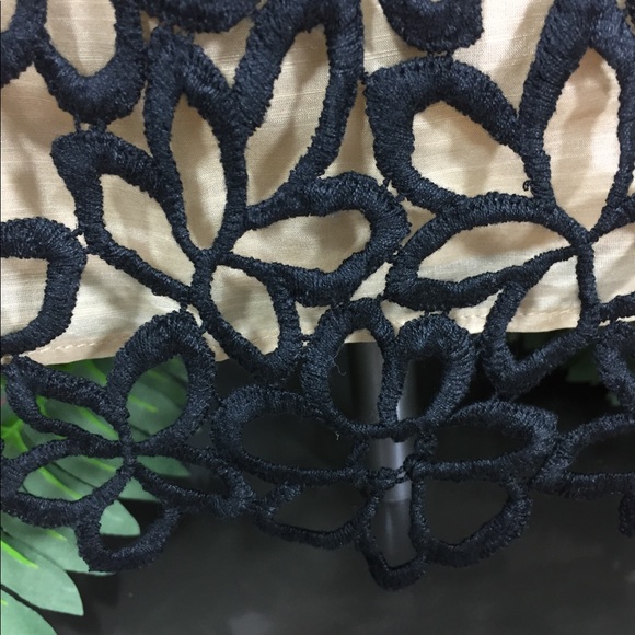 Neiman Marcus camisole & tank - Picture 3 of 8